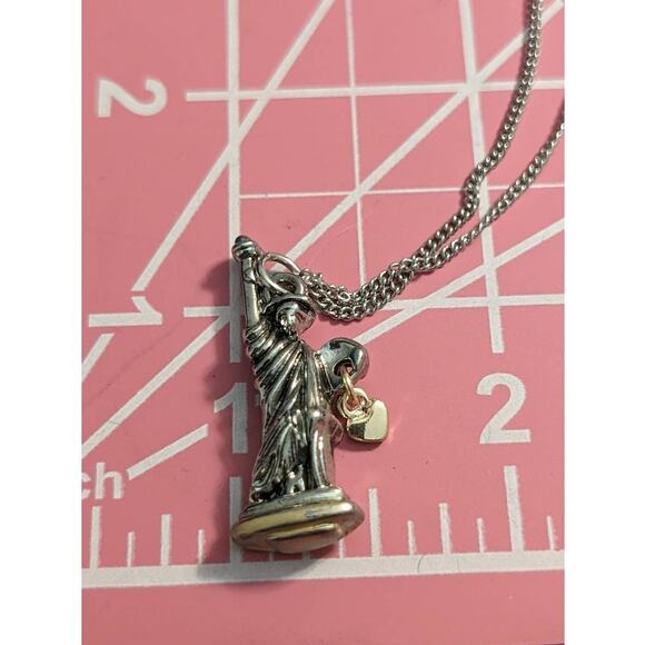 Statute of Liberty Heart Charm Pendant Necklace - Picture 3 of 8